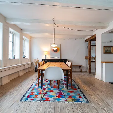 Historic In & Sunny Terrace *
